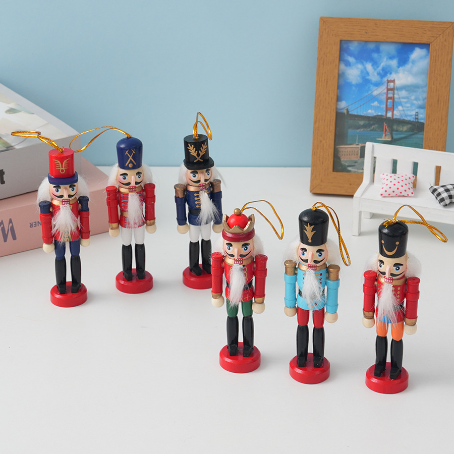 Nutcracker Figurine - 6 pendentifs soldat casse-noisette en bois
